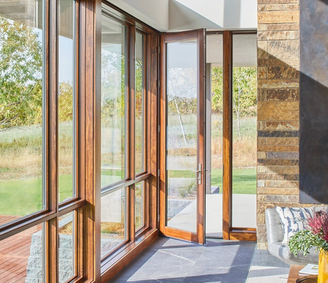 Sioux Falls Pella® Door Material Types